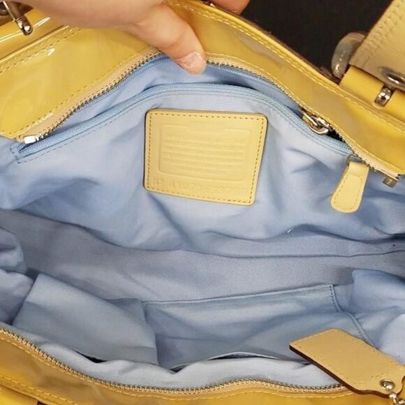 Coach w/ COA Signature Soho Pleated Sateen Multicolor Print Purse Tote -F13798 - Picture 6 of 8